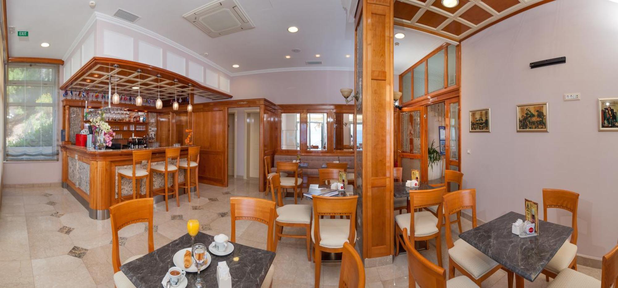 Hotel Sunceva Postelja Brela Buitenkant foto