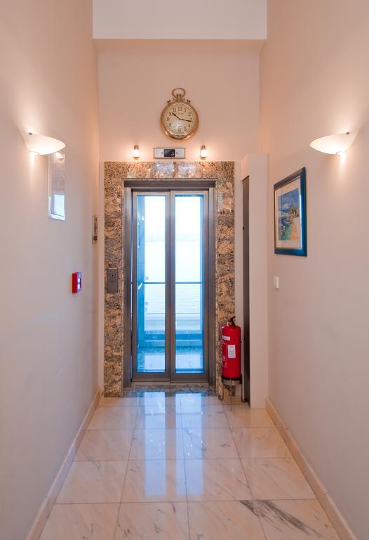 Hotel Sunceva Postelja Brela Buitenkant foto