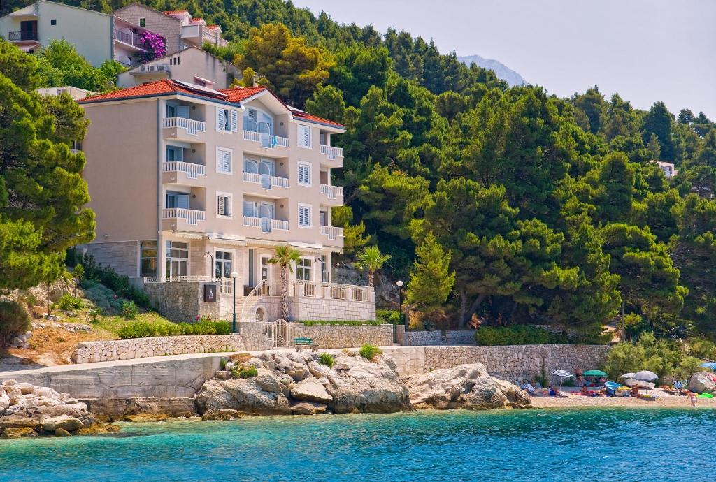 Hotel Sunceva Postelja Brela Buitenkant foto