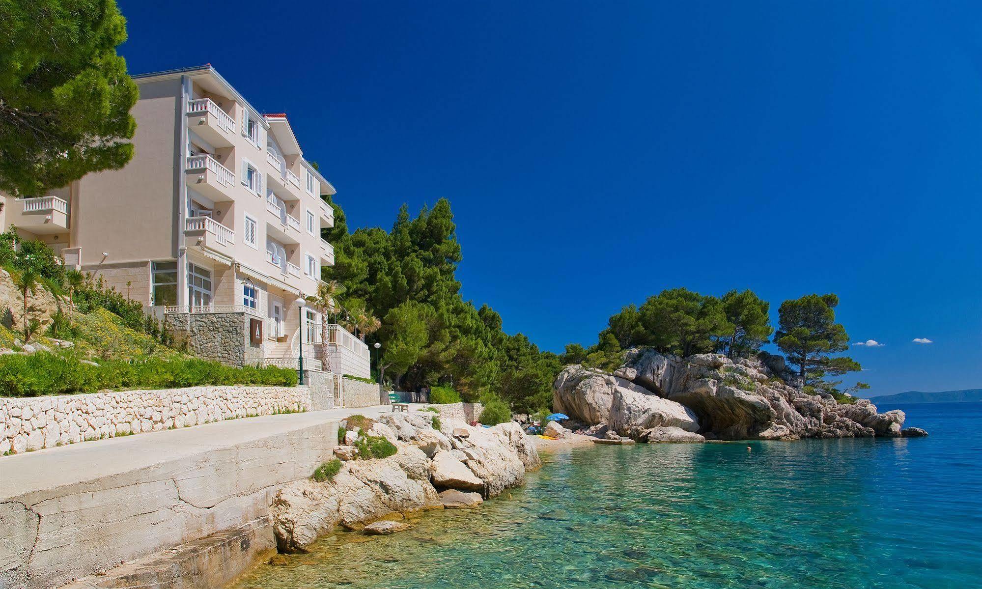 Hotel Sunceva Postelja Brela Buitenkant foto