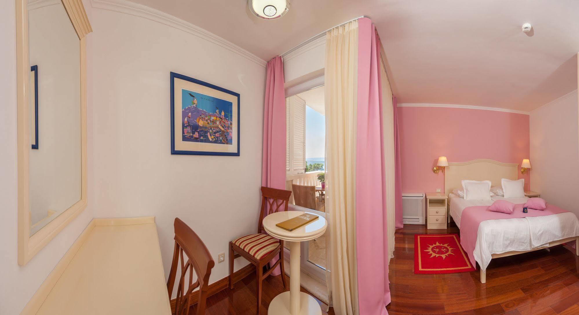 Hotel Sunceva Postelja Brela Buitenkant foto